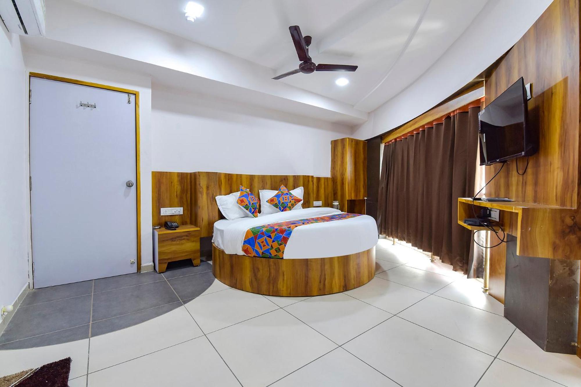 Fabhotel Star Αχμπανταμπάντ Εξωτερικό φωτογραφία